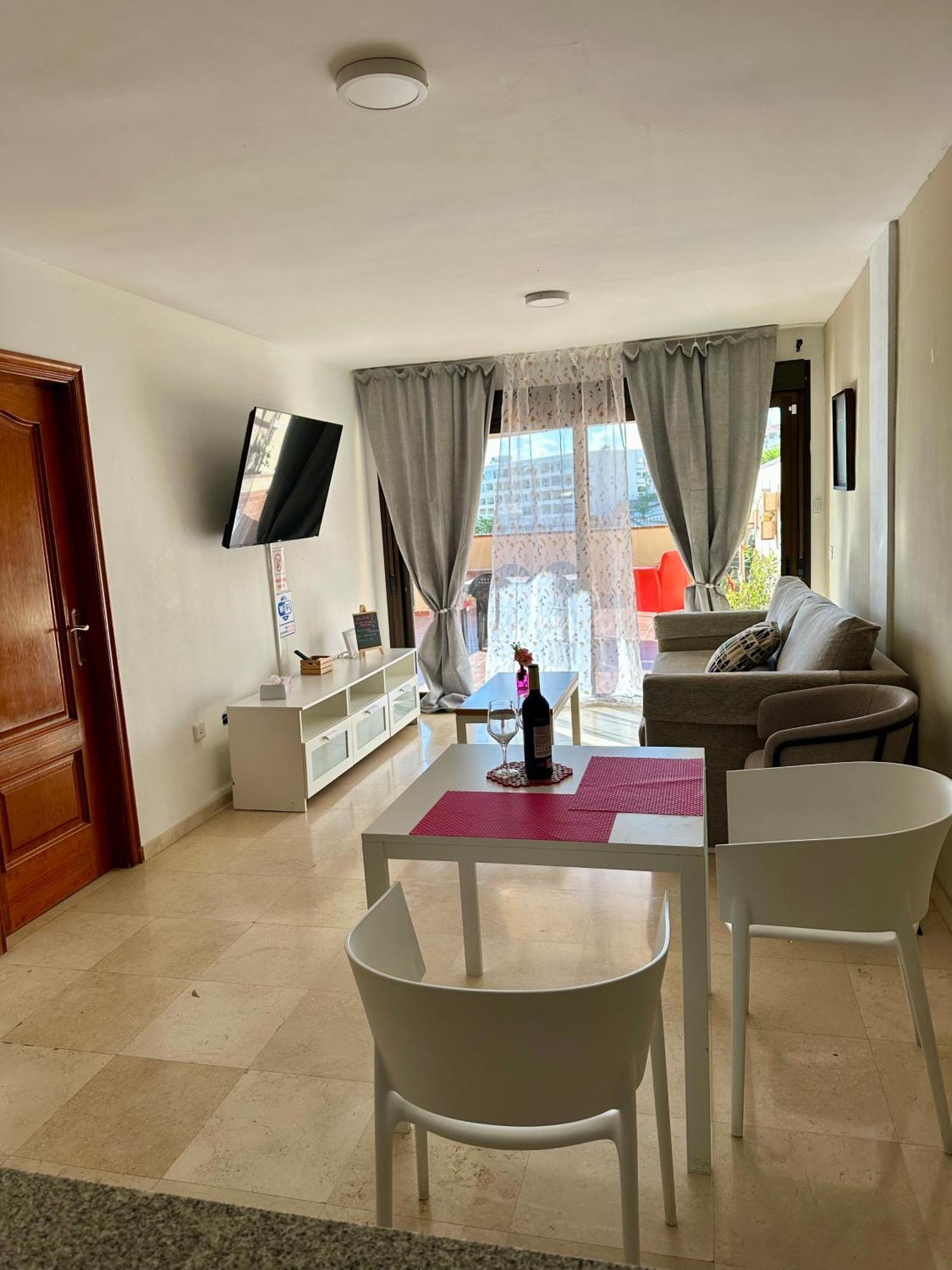 Apartamento Callao, Free Wifi 칼라오살바헤 외부 사진