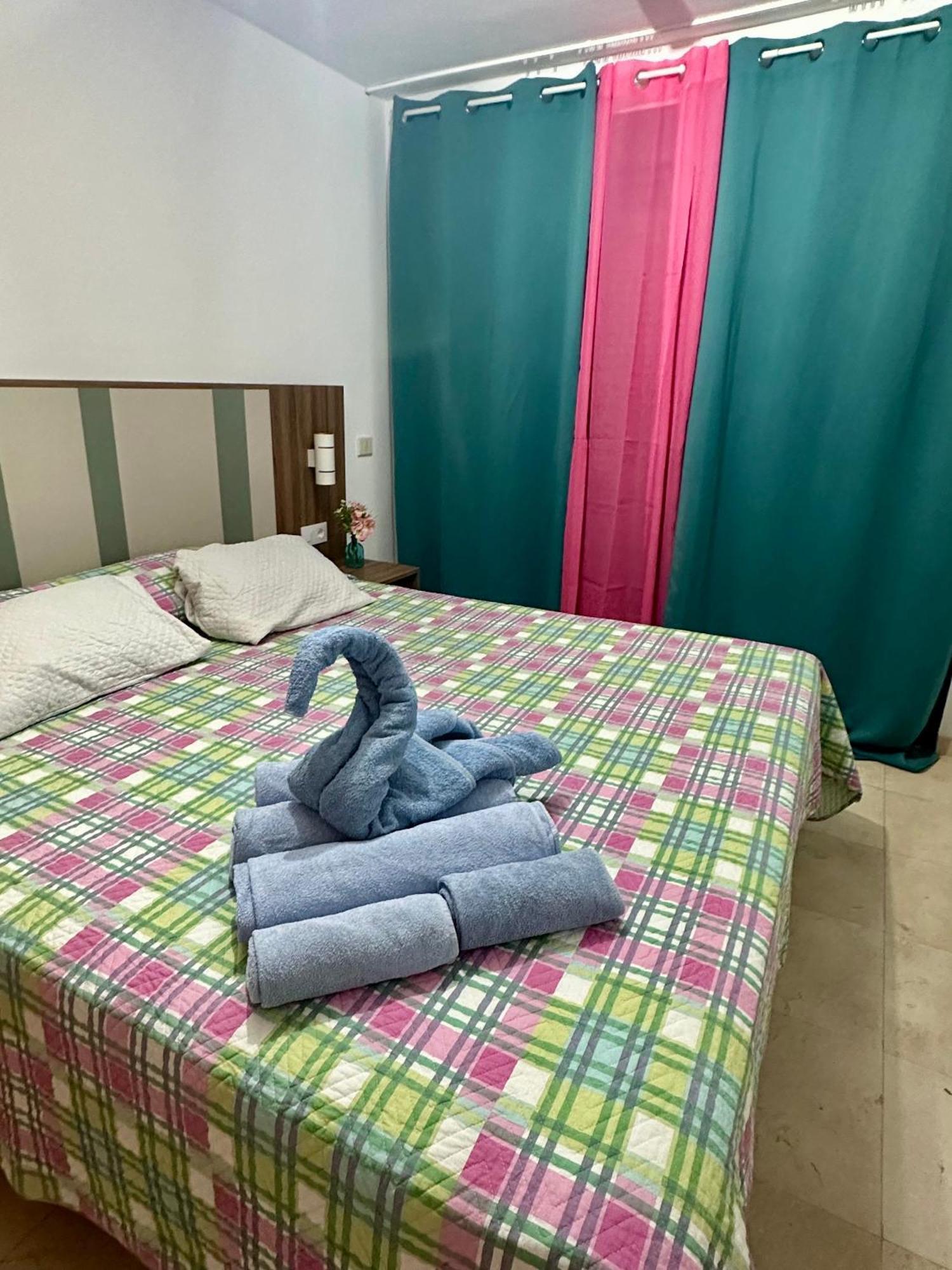 Apartamento Callao, Free Wifi 칼라오살바헤 외부 사진